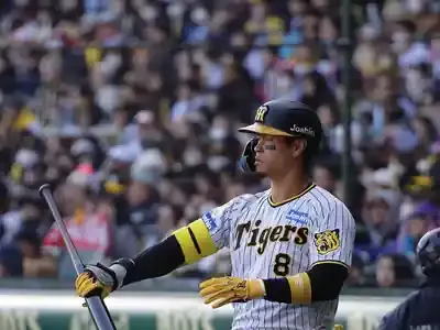 佐藤輝明11球団制覇弾！通算100号目前の驚異的パワーとは？
