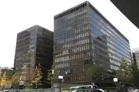ユニチカ130年挑戦！祖業撤退で見える未来とは？ (関連: ユニチカ, 経済, 企業, 歴史, 事業再編)