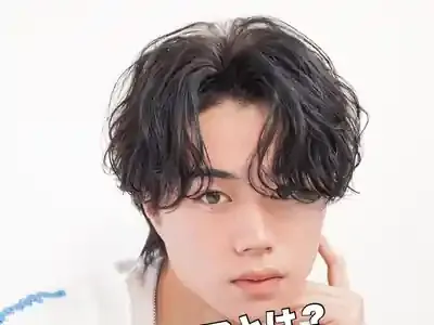 カルマパーマ完全攻略！韓国風メンズヘアの秘密と失敗しないコツのメイン画像 (関連: カルマパーマ, メンズヘア, 韓国風, パーマ, スタイリング)