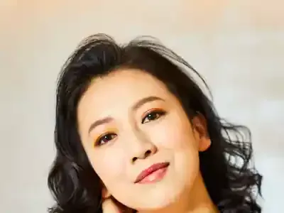 戸田菜穂、朝ドラ『あんぱん』で再脚光!美貌の秘密と家族愛に迫る