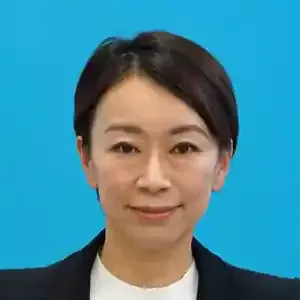 山尾志桜里の異色すぎる人生！アニーから弁護士・政治家へ驚きの転身5選のメイン画像 (関連: 政治, 山尾志桜里, 菅野志桜里, 弁護士, 検察官)
