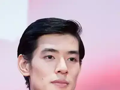 驚き！中島歩は文豪の玄孫？🎓あんぱん俳優の秘密と魅力のメイン画像 (関連: エンタメ, 芸能, 俳優, 中島歩, 国木田独歩)